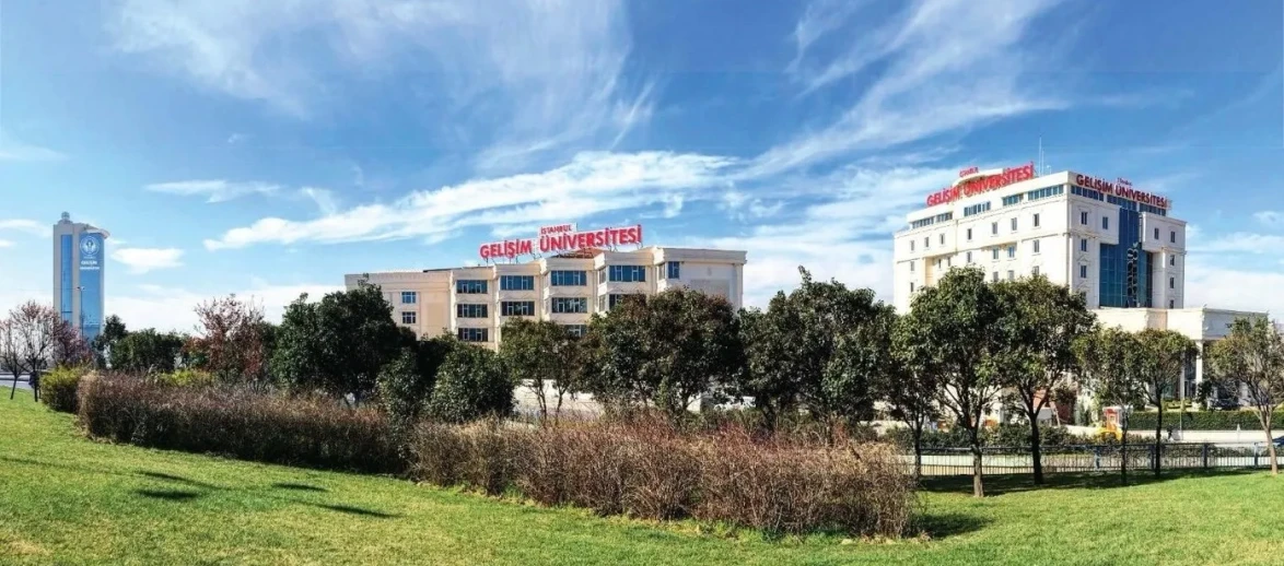 İstanbul Gelişim Üniversitesi öğrencileri gastronomi festivalinde altın madalya kazandı