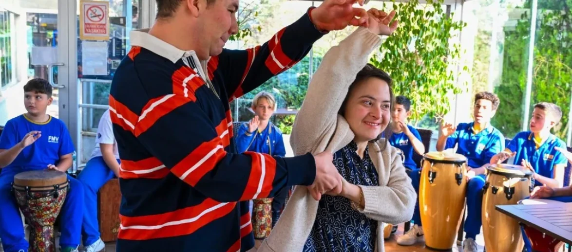 Beşiktaş Belediyesi engelliler gününü renkli etkinliklerle kutladı