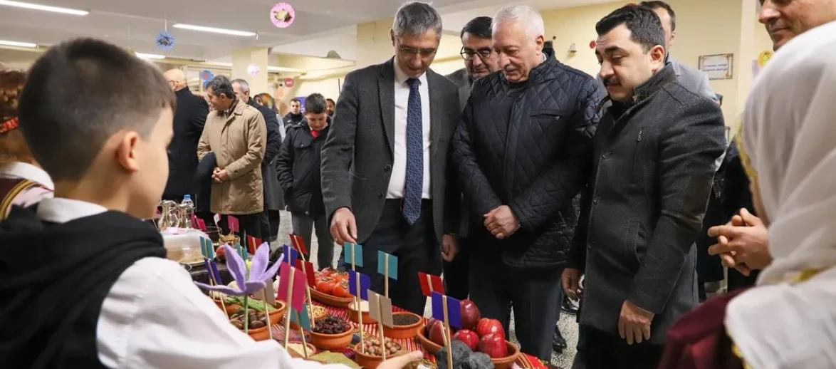 Bayburt’ta yerli ve milli ürünlerin sergilendiği program düzenlendi