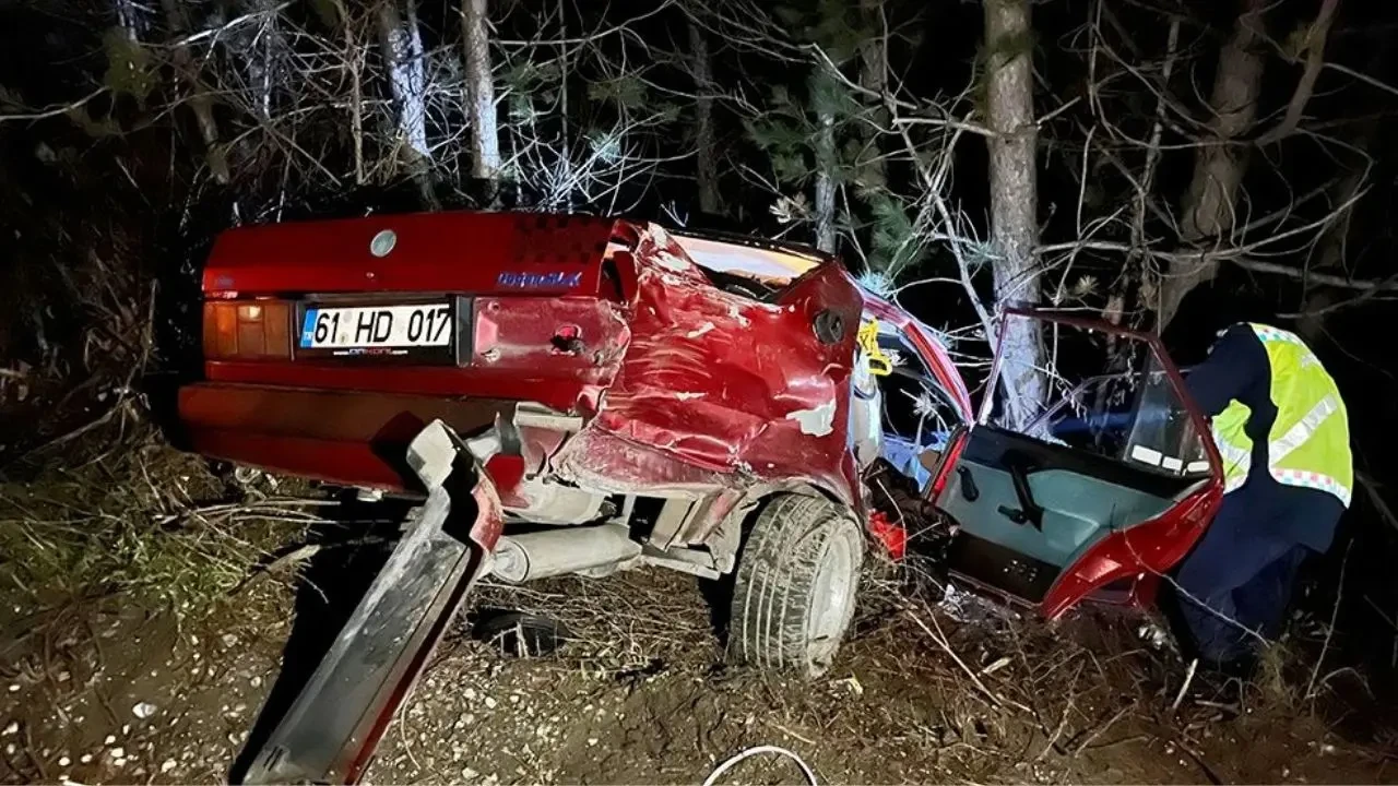 Genç Sürücü Can Verdi! Kastamonu-Tosya Yolunda Feci Kaza 4