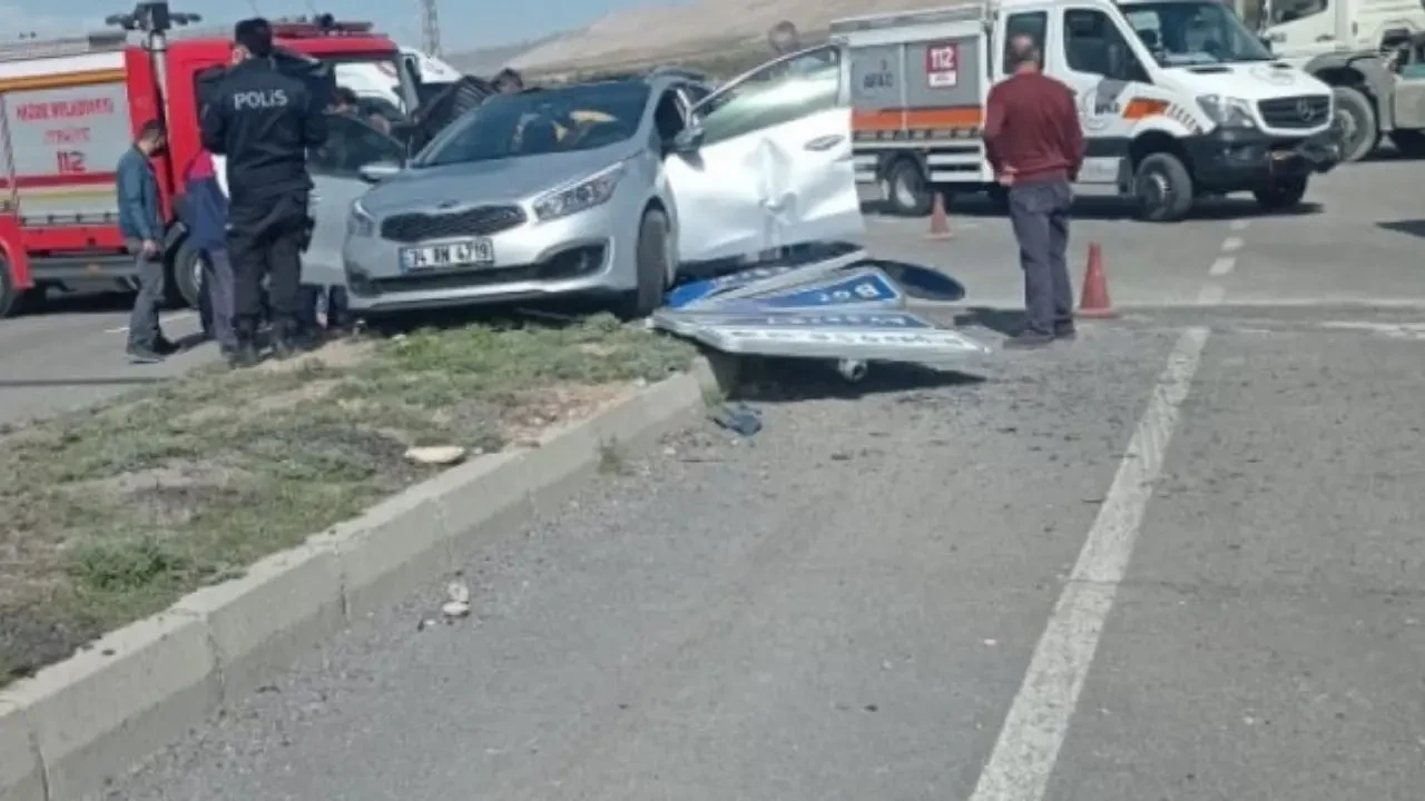 Niğde Sazlıca Kavşağında Kaza! 6 Kişi Yaralandı 1