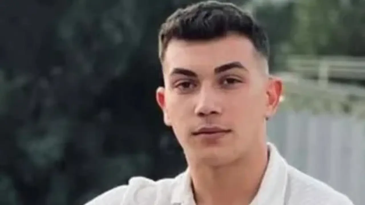 Tek Çocuktu, Babasını Küçük Yaşta Kaybetmişti! Harçlığını Çıkarmak İçin Çalışırken Bıçaklanarak Öldürüldü 3