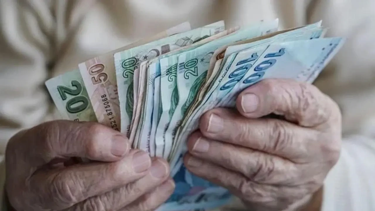 En düşük emekli maaşı alanlar dikkat: Zam öncesi net hesaplama yapıldı 2