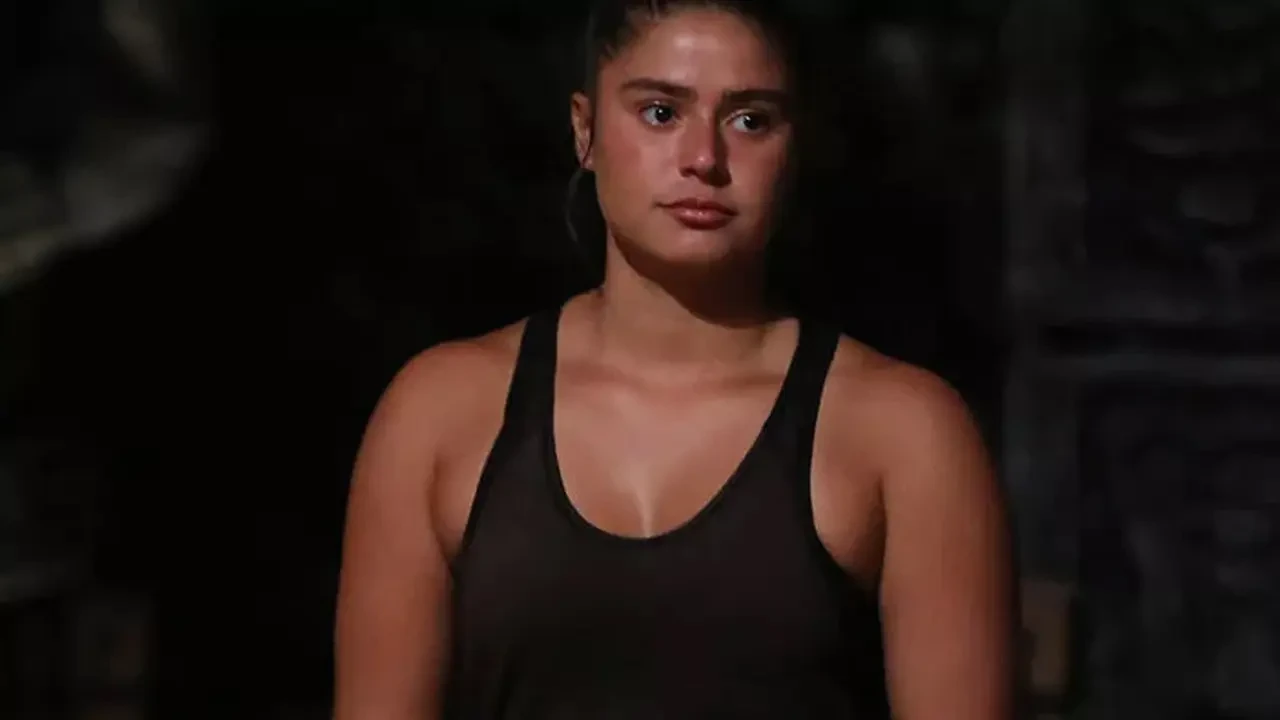 Survivor'da Ayşe'nin tavırları Batuhan'ı kıskanmasından mı kaynaklanıyor? Yeni aşk iddiası ortaya çıktı 1