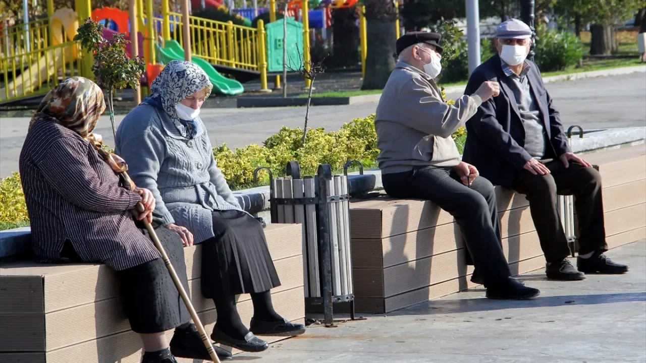 Alo 190 Diyanet Fetva Hattı'ndan fitre ile ilgili önemli açıklama: Asgari ücretli ve emekliye verilebilir 2