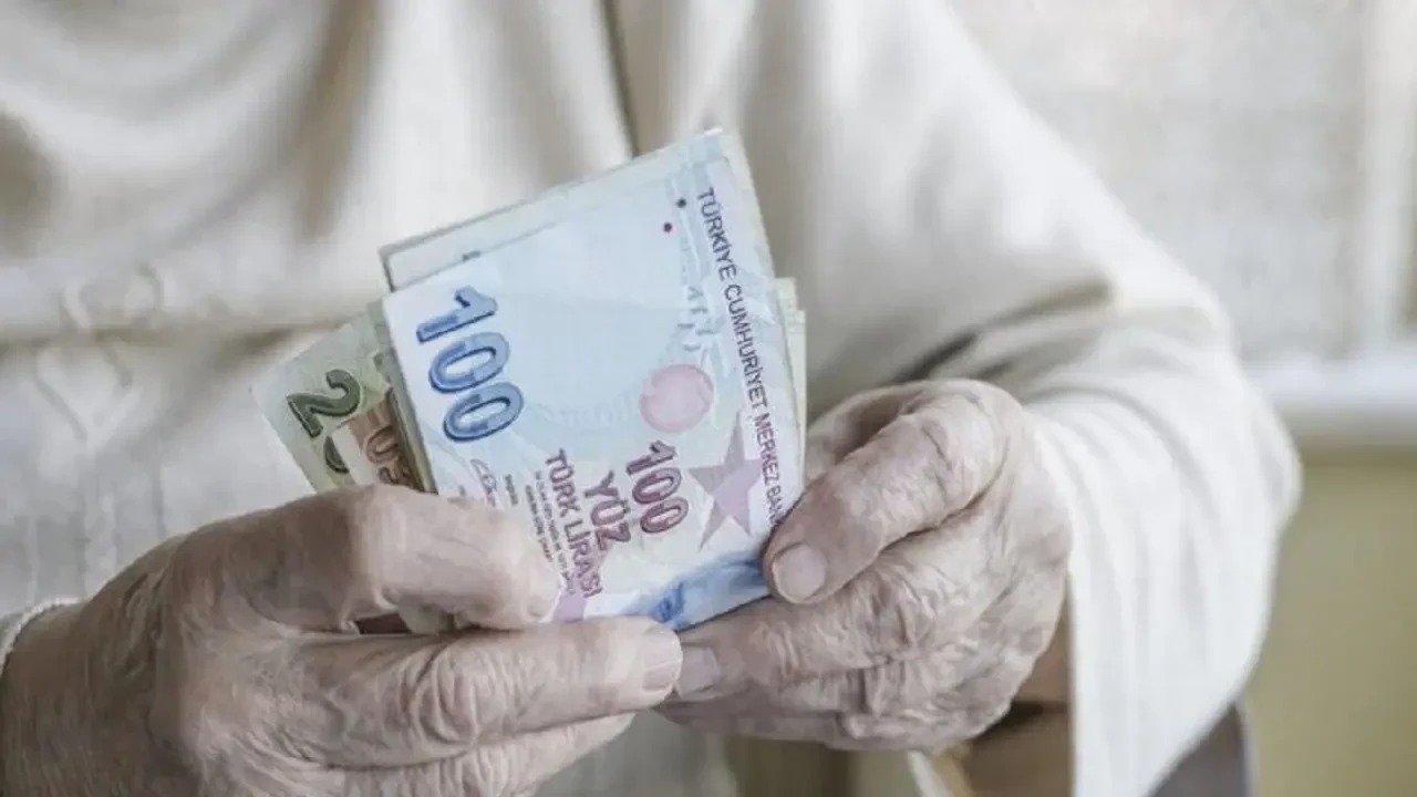 Temmuz'da memur ve emekli maaşlarına dikkat çekici zam geliyor: Ne kadar artış bekleniyor? 2