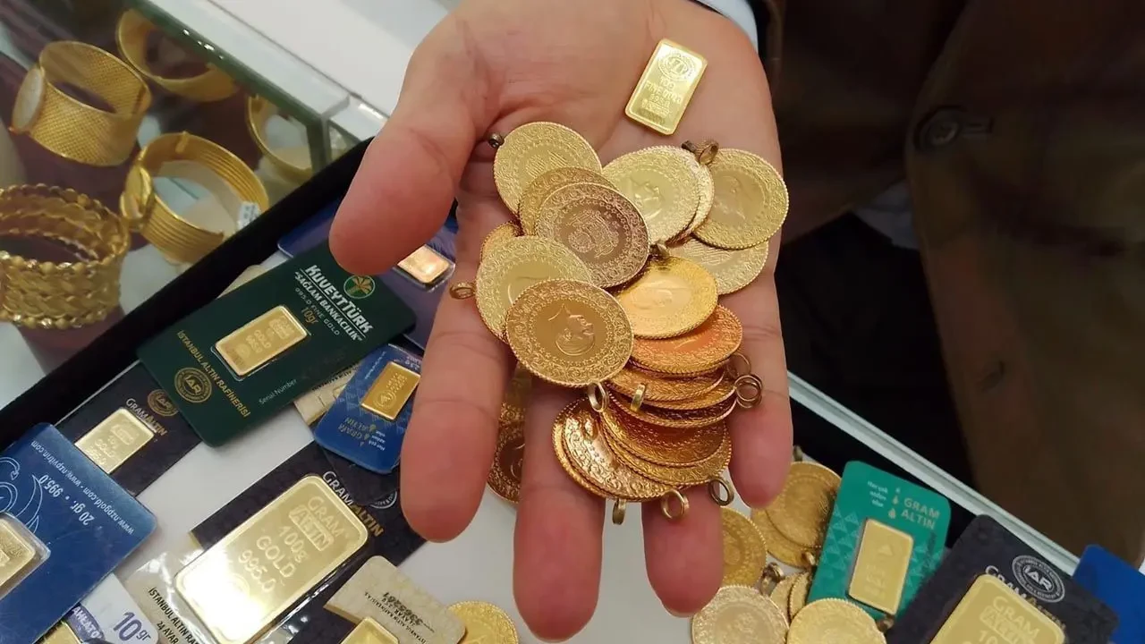 Finans analisti İslam Memiş'ten altın yatırımcılarına kritik uyarılar 2