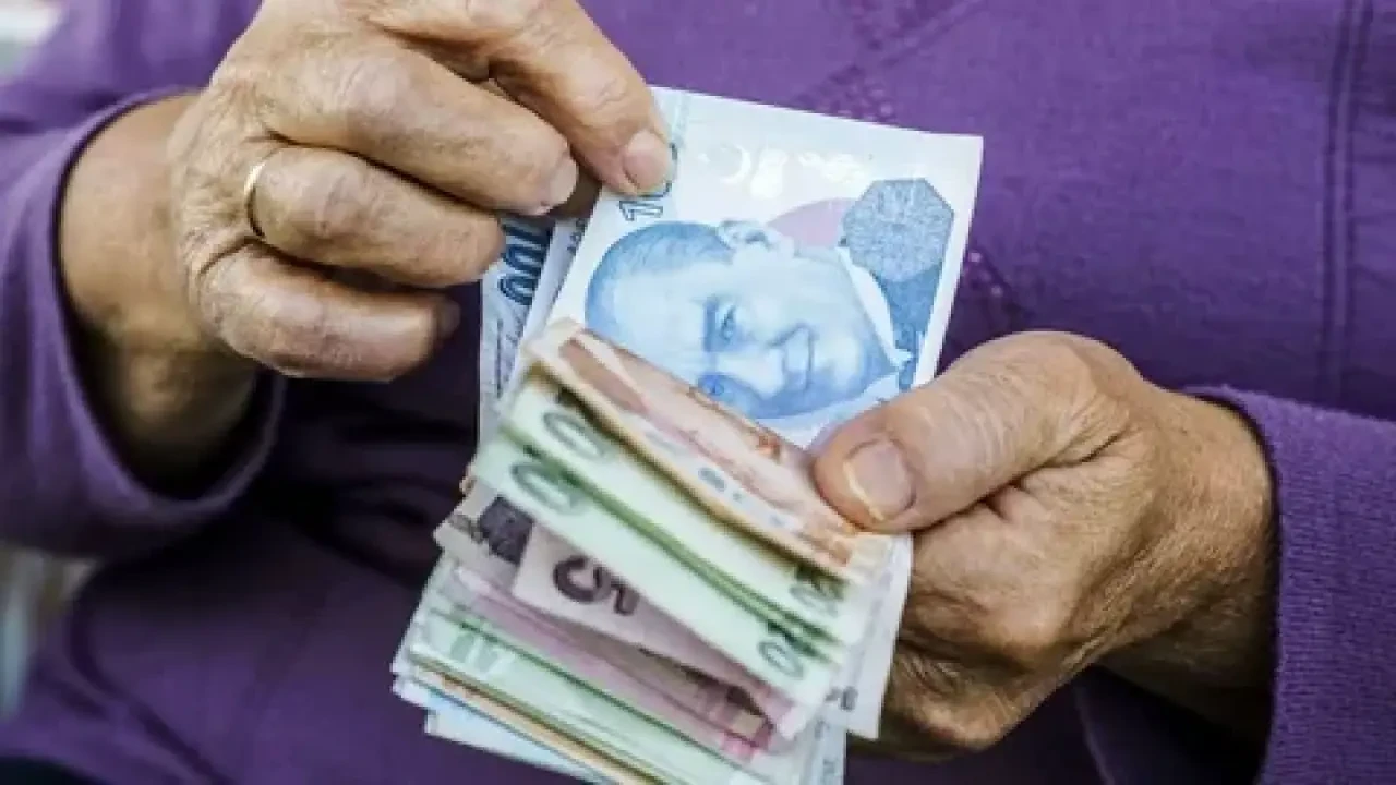 Emeklilere özel fırsatlar: Nisan ayında bankalardan cazip promosyonlar 1