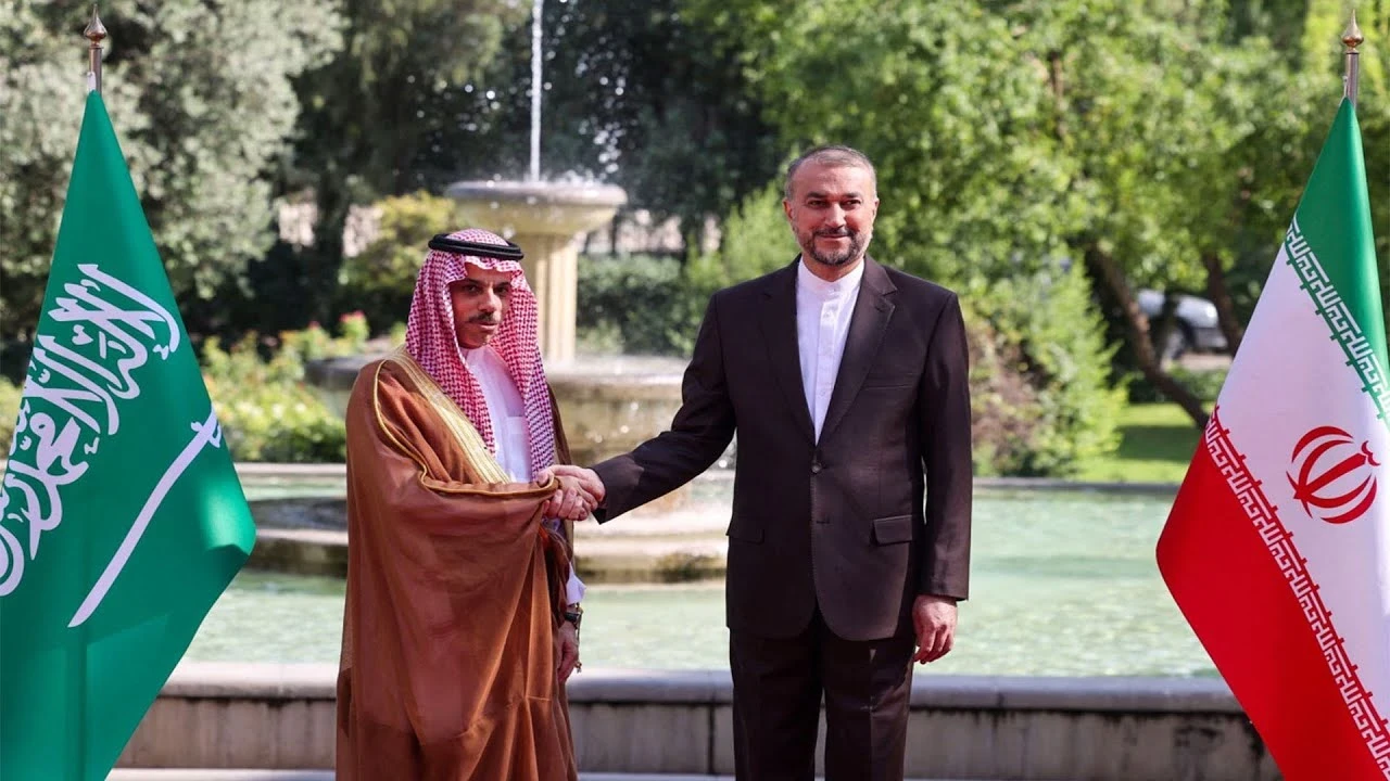 İran, 7 yıl Aradan Sonra Suudi Arabistan'daki Büyükelçiliğini Yeniden Açtı