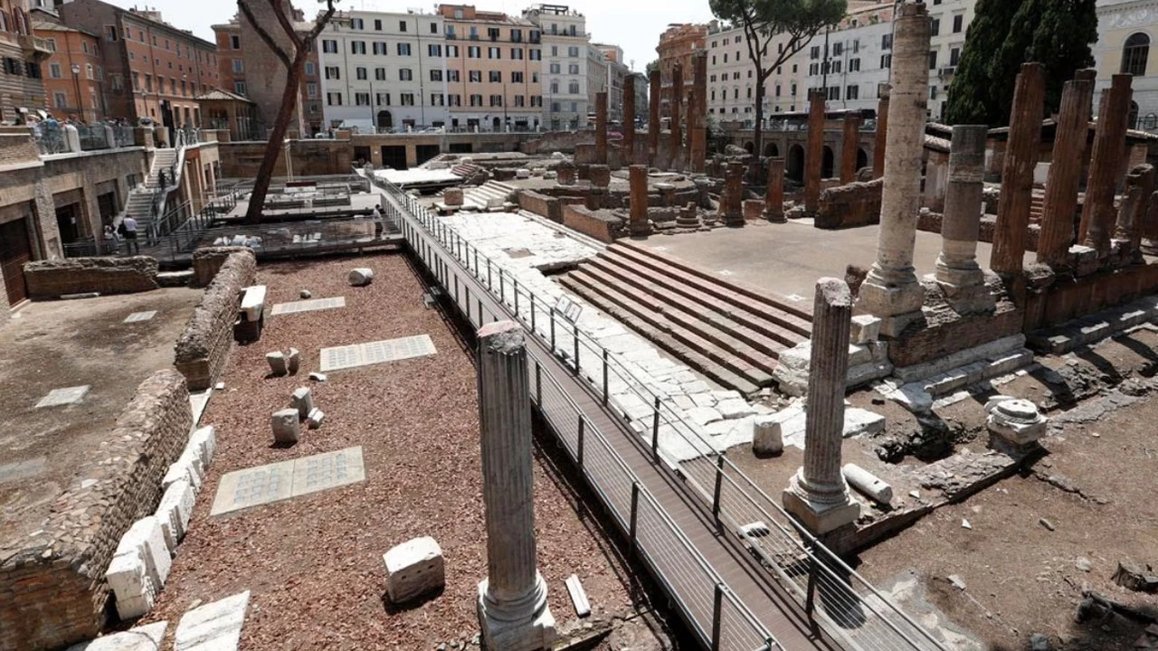 Roma'da Sezar’ın Öldürüldüğü Alan Ziyarete Açıldı