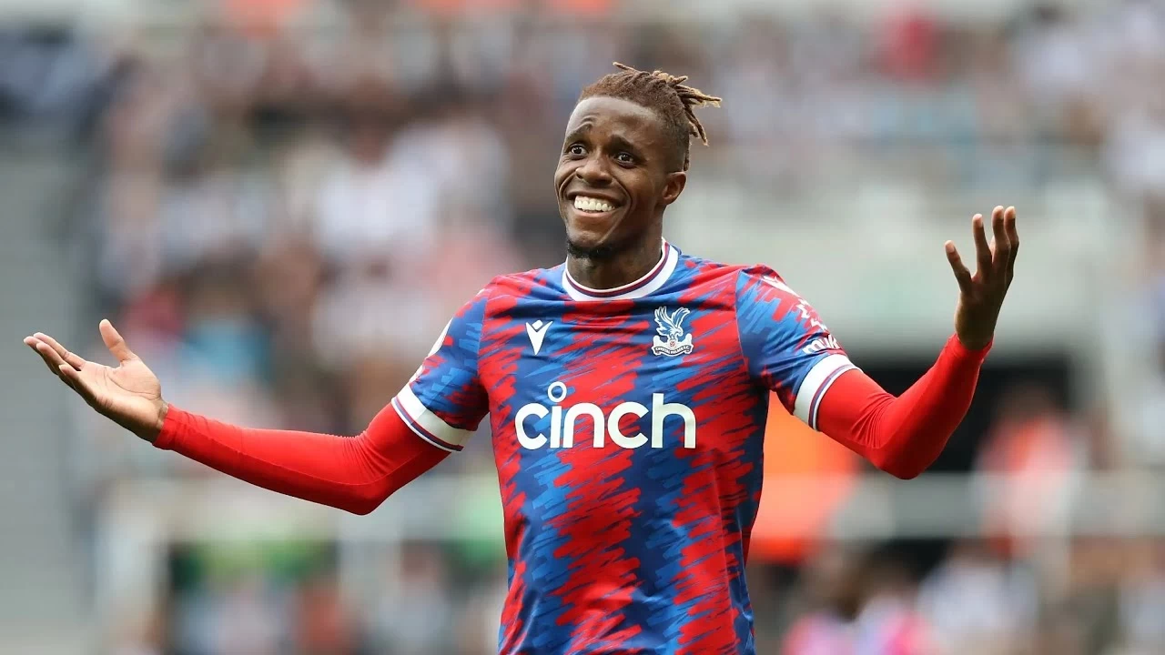 Wilfried Zaha, Crystal Palace'a Veda Etti