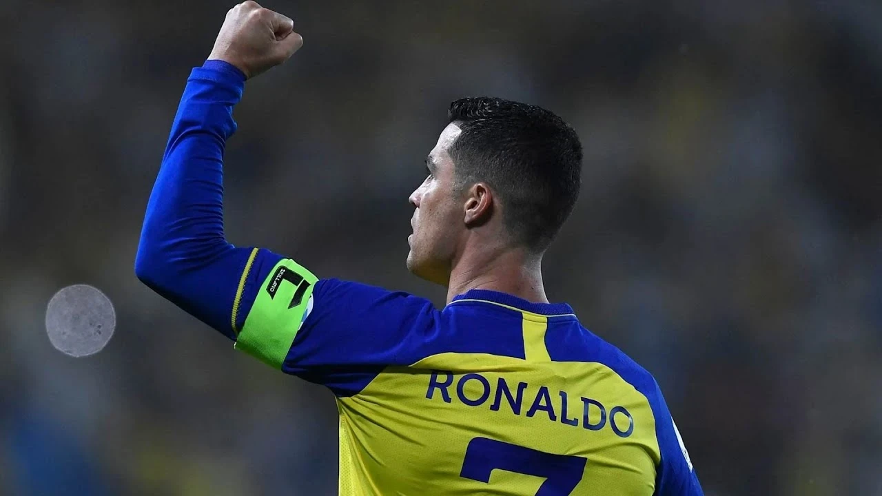 Cristiano Ronaldo'dan Depremzedelere Dev Yardım