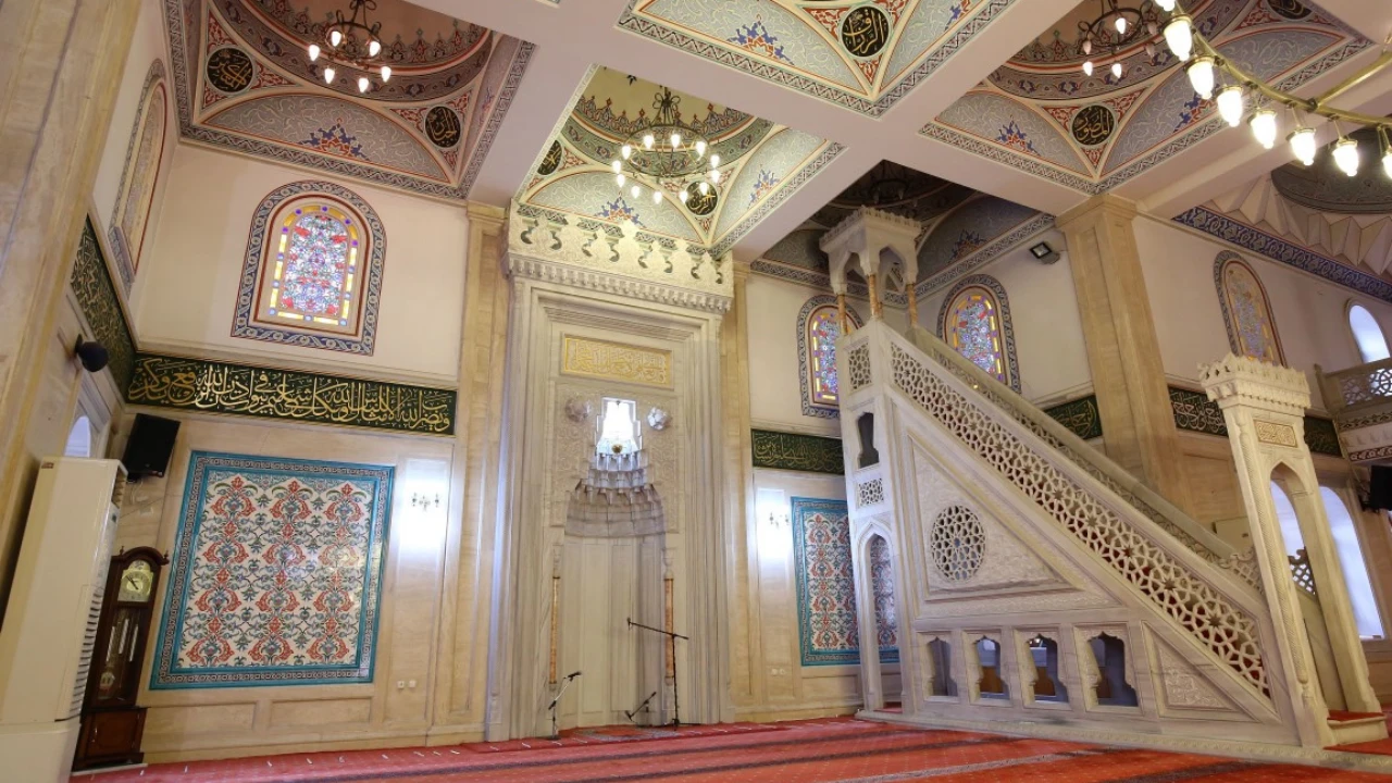Hacıveyiszade Camii Nerede? Tarihi ve Mimari Özellikleriyle Dikkat Çeken Bir Eser