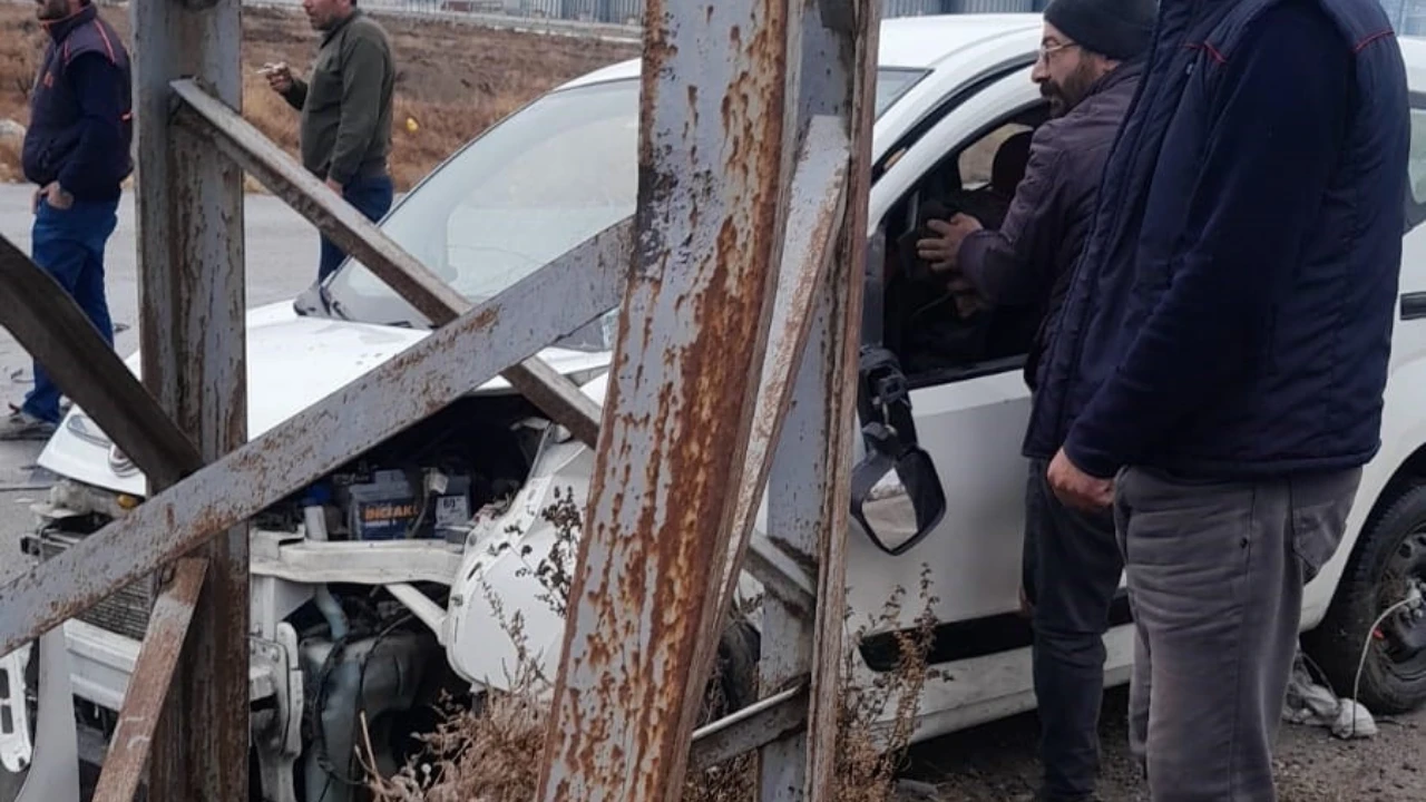 Konya’da Korkutan Kaza! Biri Bebek 4 Yaralı