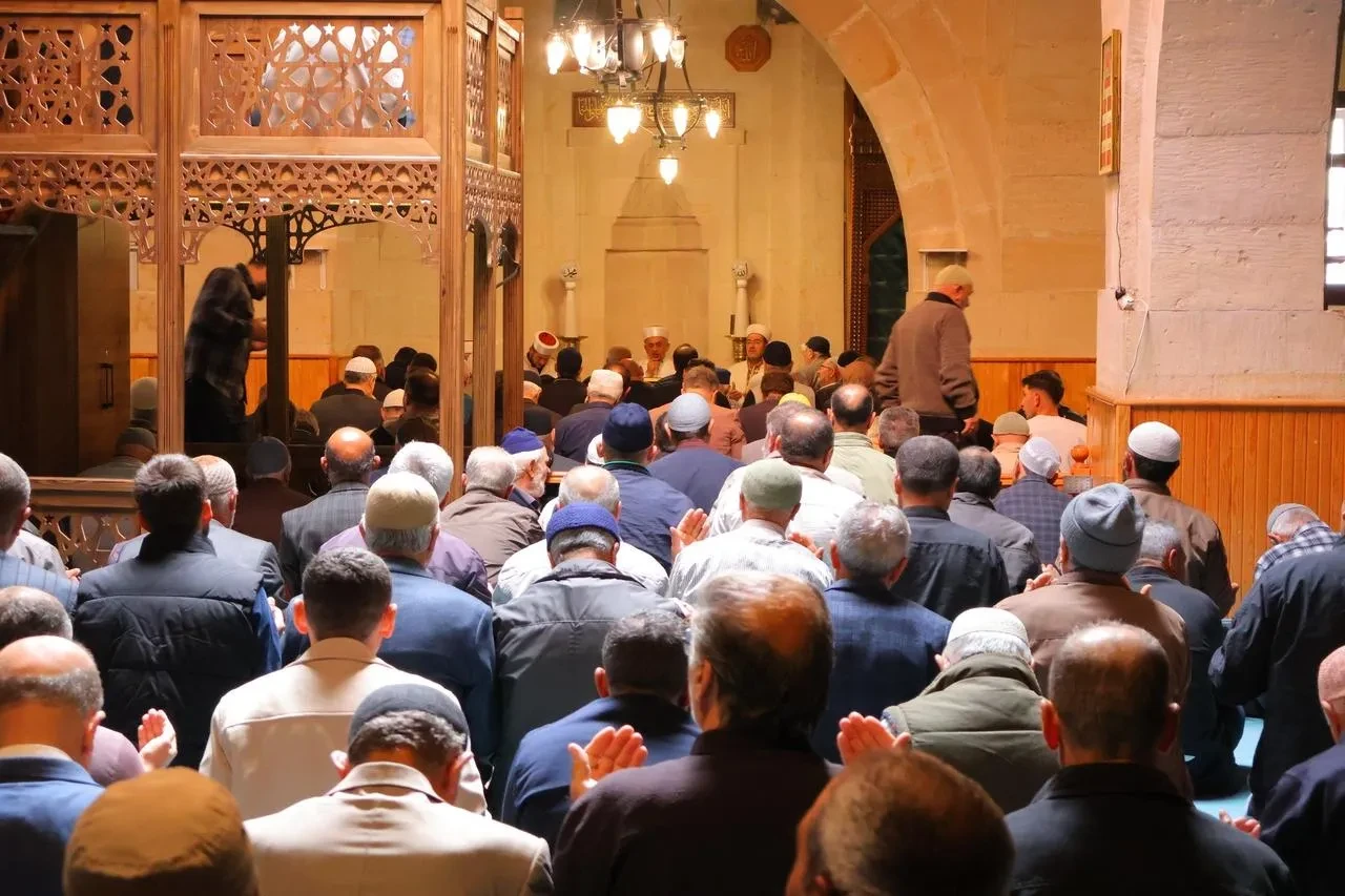 Bayburt'ta Ulu Cami’de Kur’an ziyafeti programı düzenlendi