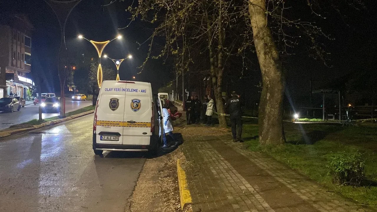 Kocaeli’de hikmet ş.’nin eşini arama iddiasıyla cinayet işledi