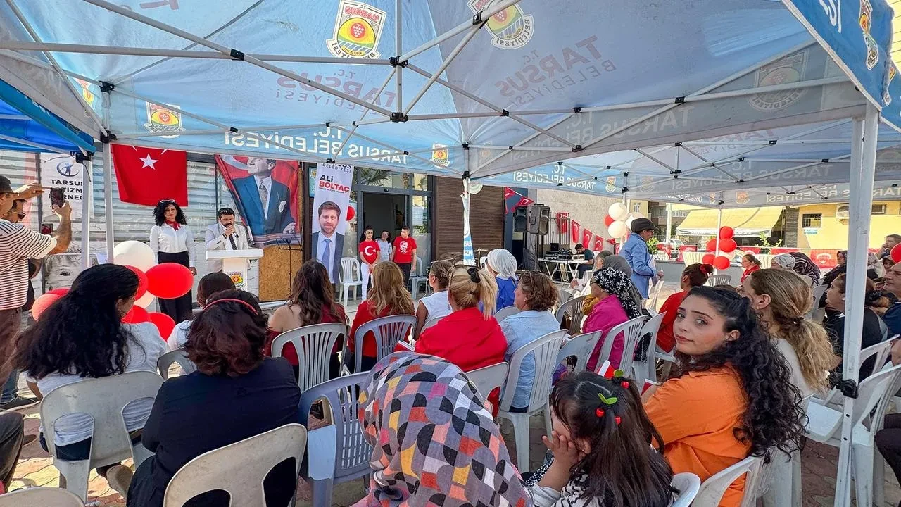 Tarsus Belediyesi cumhuriyetin 102. yılını engelsiz eğitim merkezinde kutladı