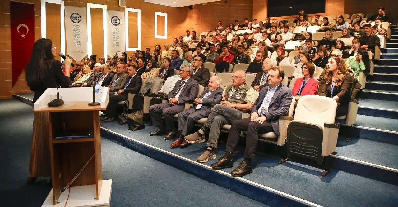Bayburt Sağlık Sempozyumu koruyucu tıp ve halk sağlığı temasıyla tamamlandı