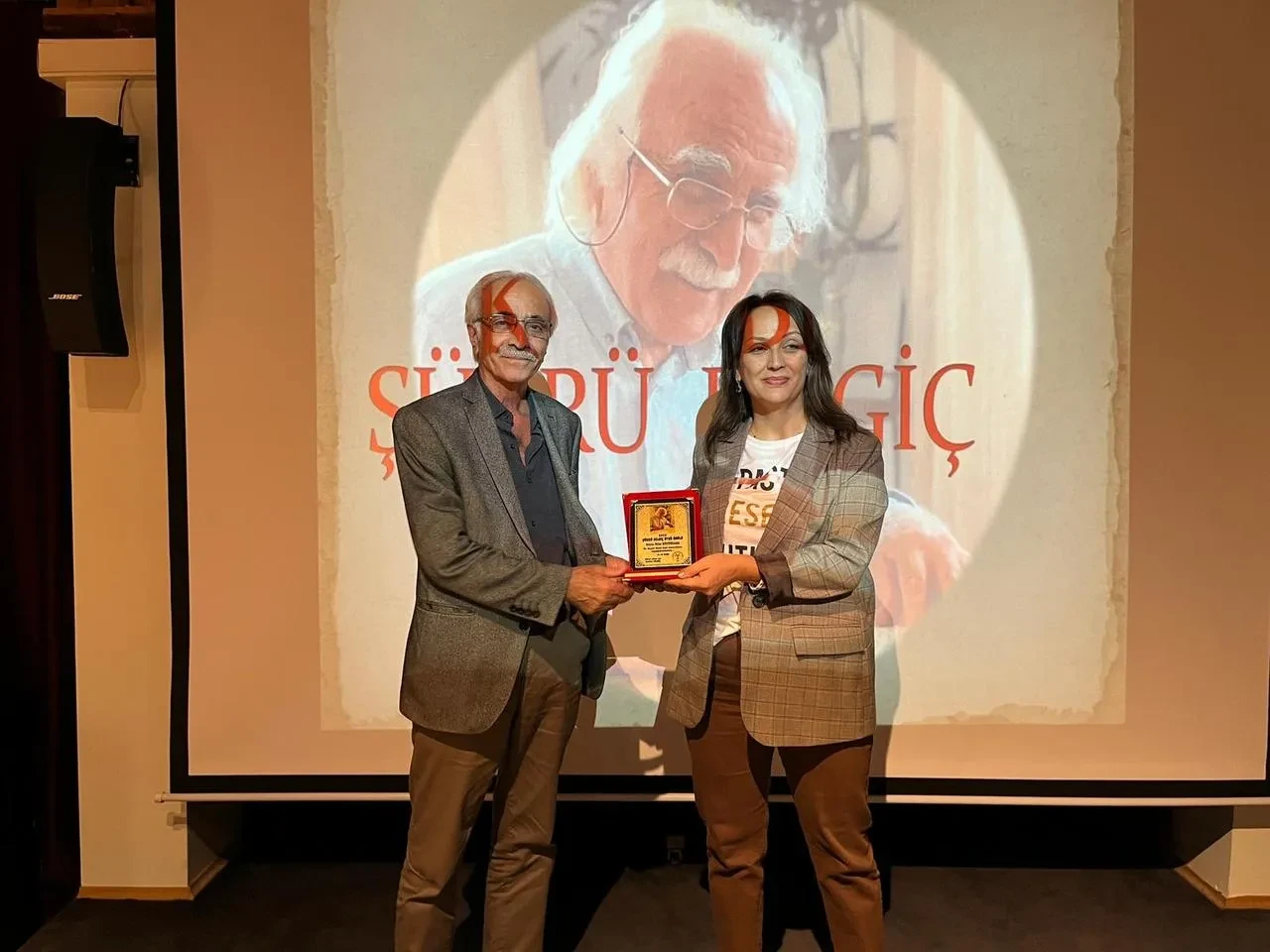 Buse Halican Şükrü Bilgiç Öykü Ödülü’nü Kazandı