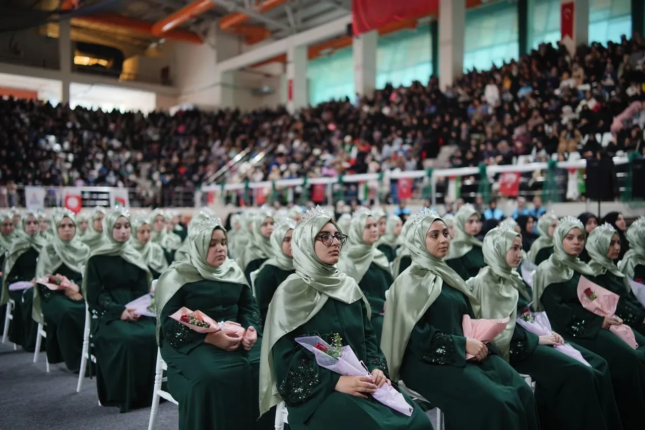 Erzincan’da 163 hafız icazet töreniyle diplomalarını aldı