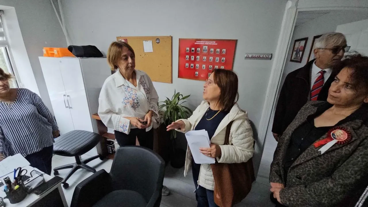 CHP Zonguldak Kadın Kolları yöneticileri mobbing gerekçesiyle istifa etti.