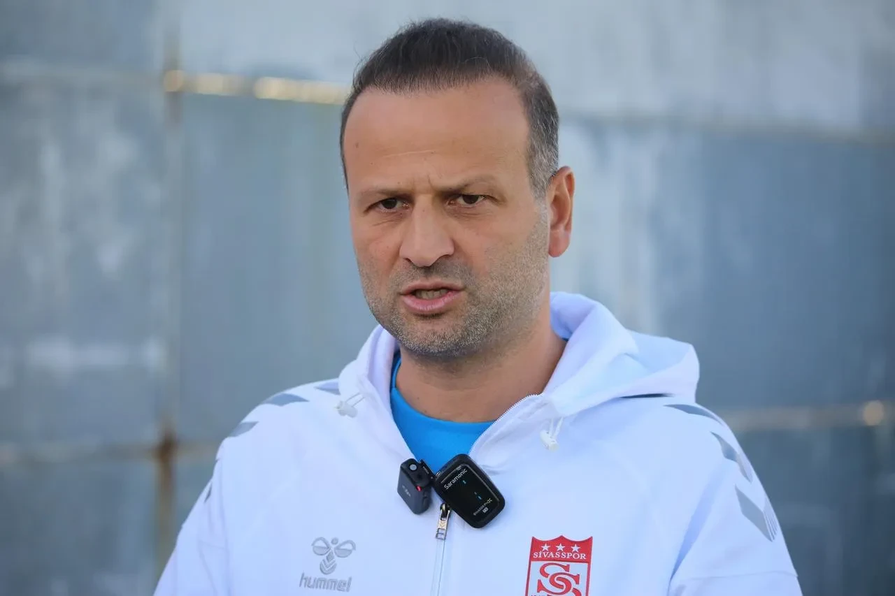 Osman Zeki Korkmaz Sivasspor’un play-off hedefini açıkladı