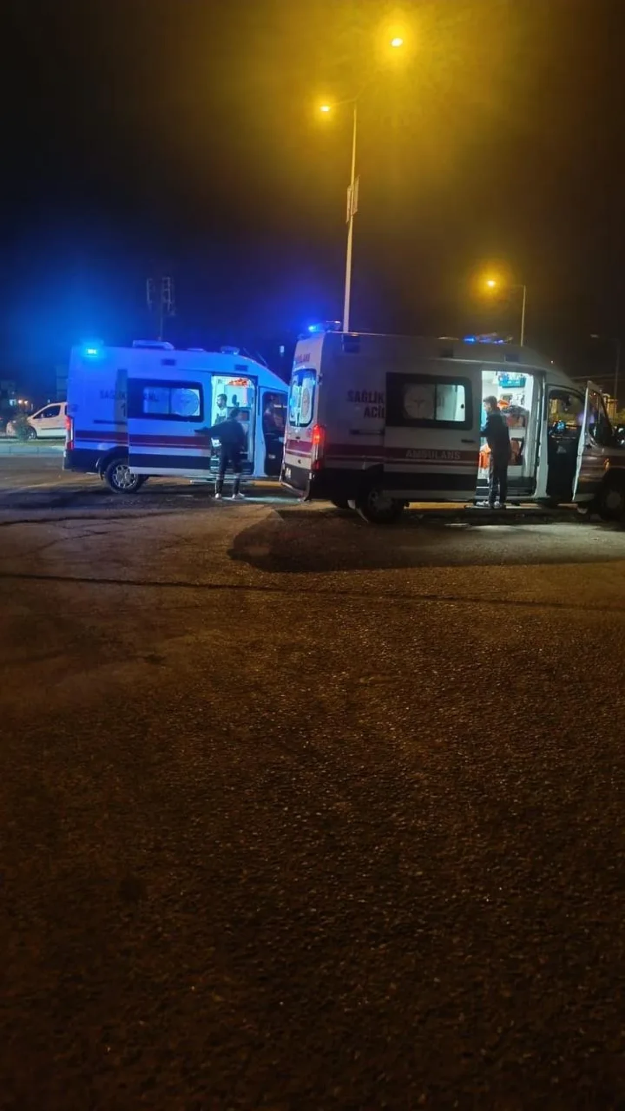 Batman’da sağanak yağış zincirleme kazaya neden oldu üç yaralı