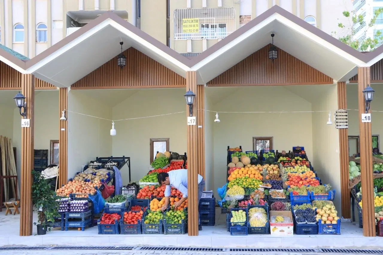 Şanlıurfa Büyükşehir Belediyesi yeni modern pazar alanı açtı