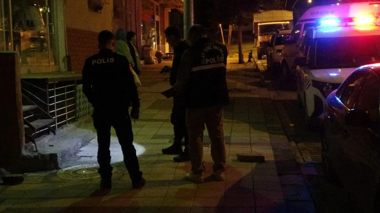 Malatya Battalgazi’de kaldırımda Kalaşnikof mermisi bulundu