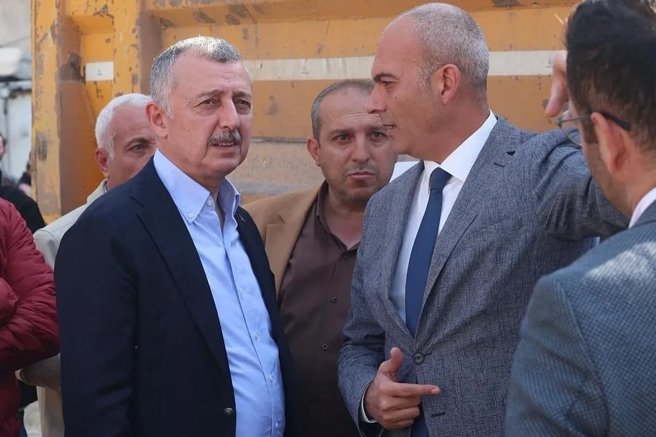 Izmit Kuruçeşme’de yeni Merkez Camii inşaatı devam ediyor