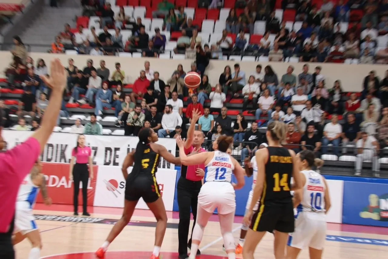 Melikgazi Kayseri Basketbol Dardanel Çanakkale Belediyespor'u farklı yendi