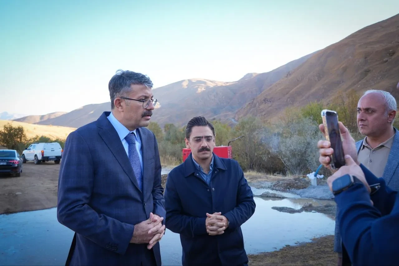 Hakkari’ye yeraltı barajı ve arıtma tesisi projesi geliyor