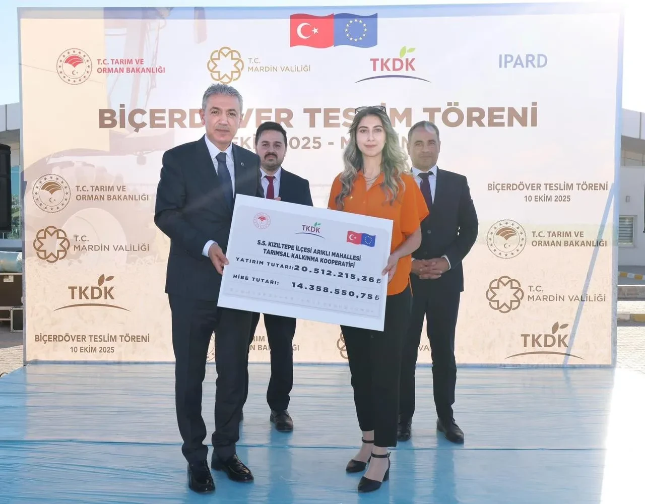 Tarım Ve Kırsal Kalkınmayı Destekleme Kurumu TKDK Mardin’e Biçerdöver Teslim Etti