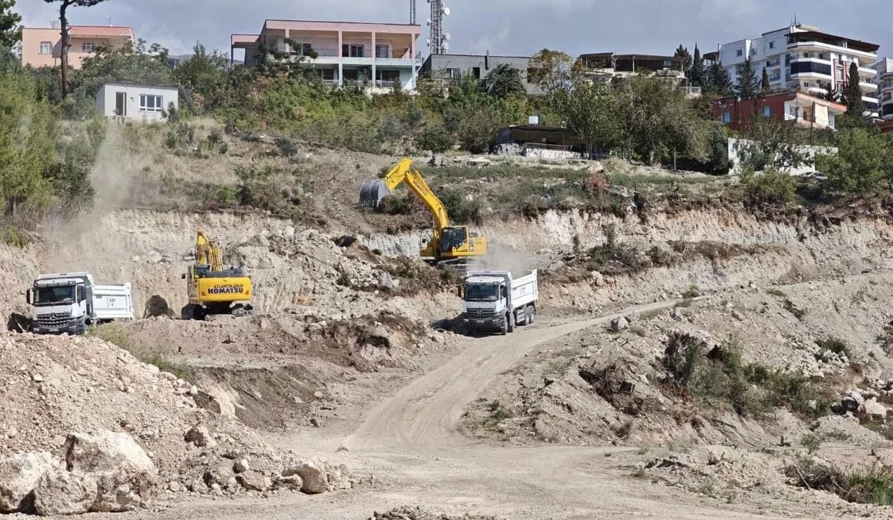İskenderun Akarca Mahallesi’ne 262 konut inşası başladı