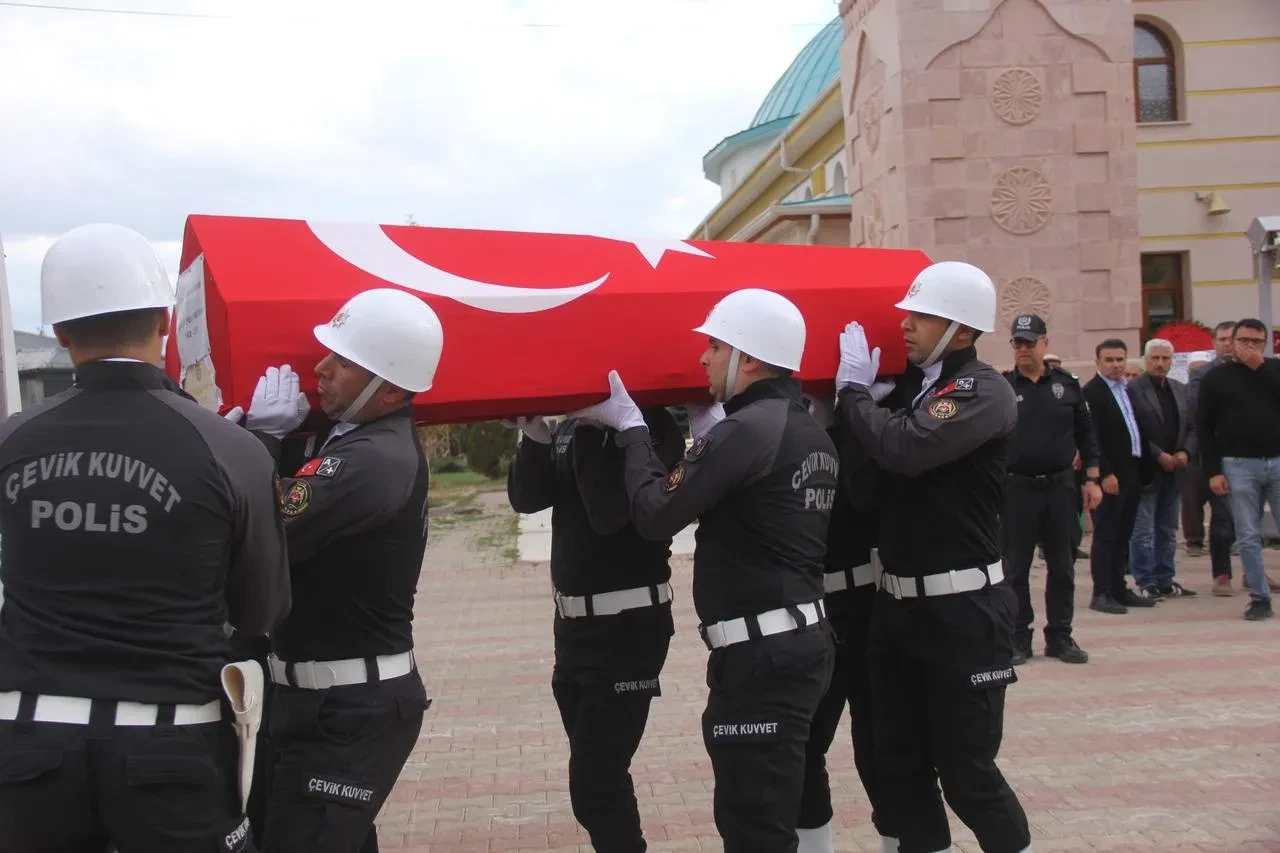 Kenan Karaduman Sivas’ta Zara İlçesi’nde toprağa verildi