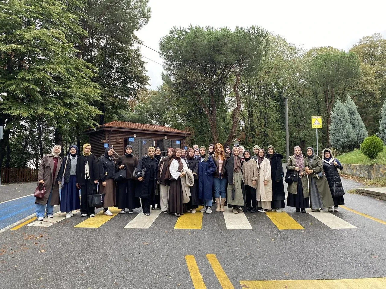 Sakarya Büyükşehir Belediyesi gençlere doğal ve tarihi güzellikleri tanıtıyor