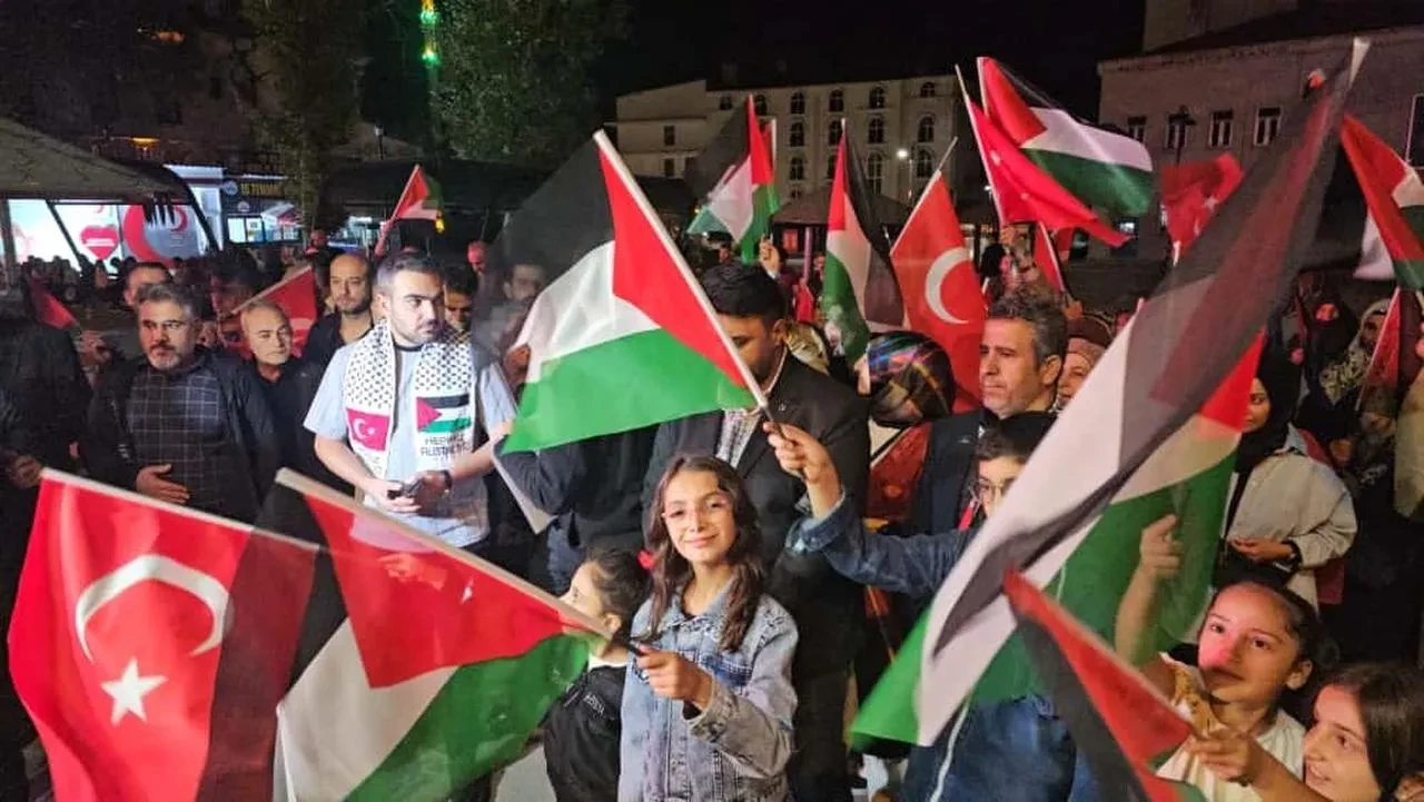 Elazığ'da Sumud Filosu'na müdahale protesto edildi