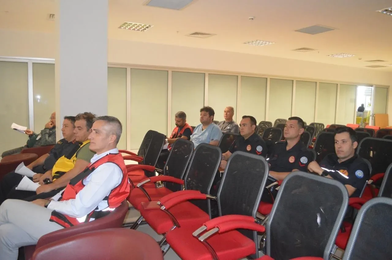 Muğla Eğitim ve Araştırma Hastanesi’nde HAP masa başı tatbikatı düzenlendi