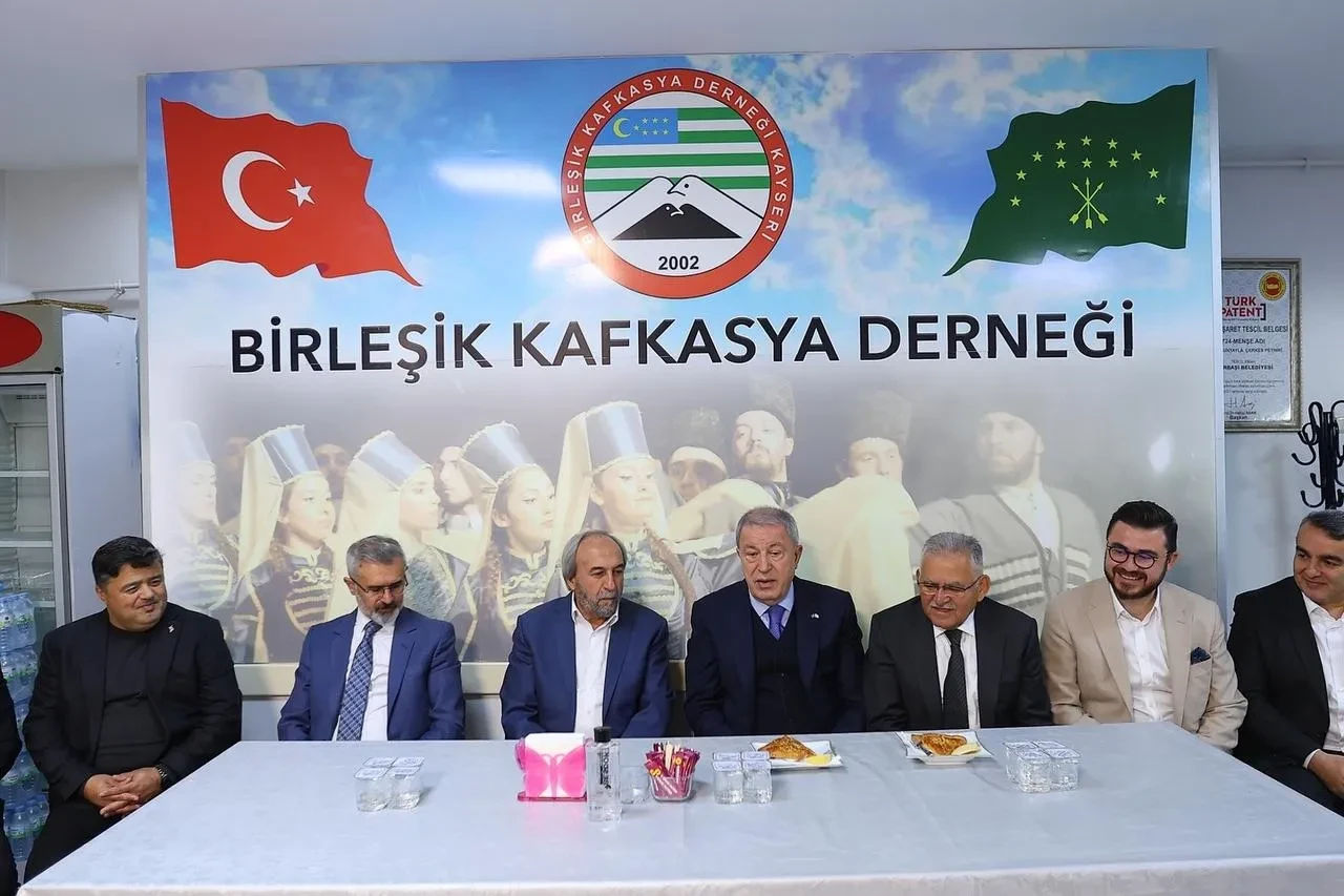Akar ve Büyükkılıç Kayseri’de eğitim ve dayanışma ziyaretleri gerçekleştirdi
