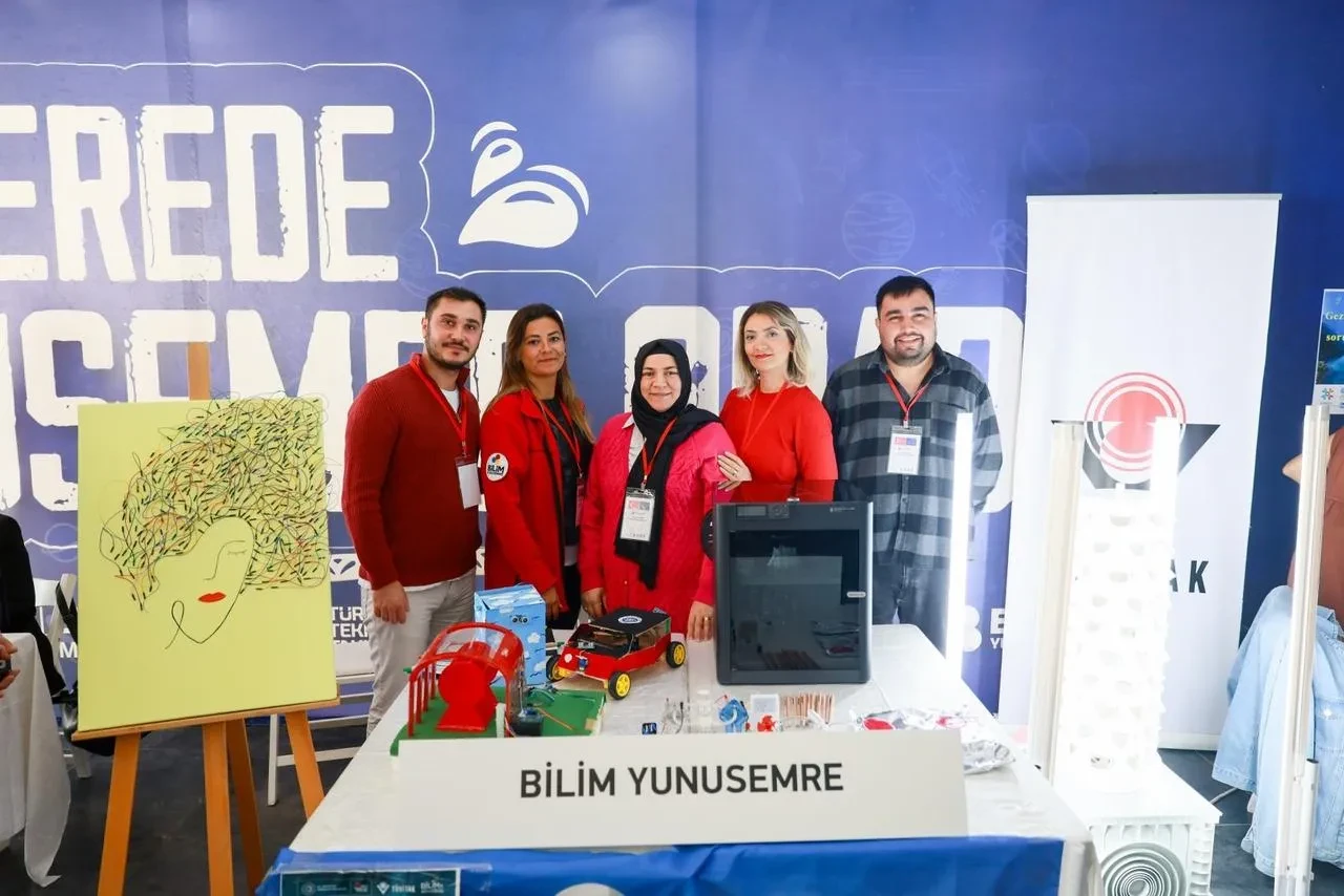 Manisa'da yeşil dönüşüm ve geleceğin meslekleri konuşuldu