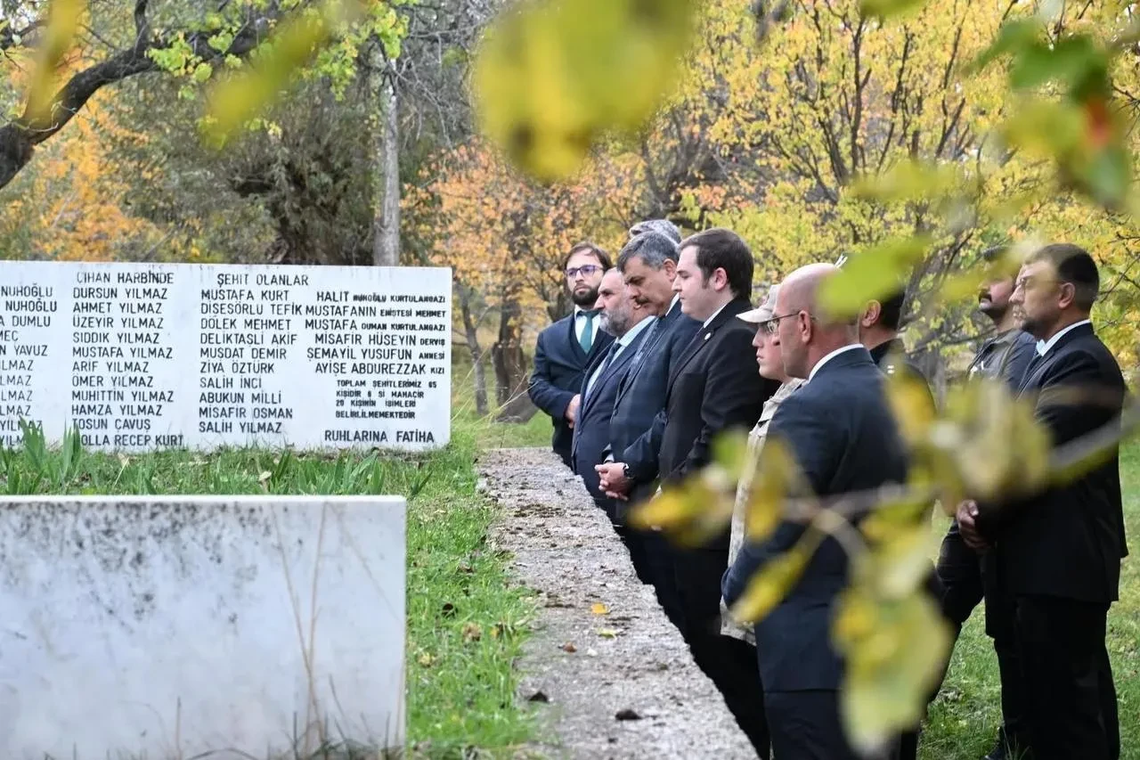 Erzurum Valisi Mustafa Çiftçi İspir’deki heyelan bölgesini inceledi