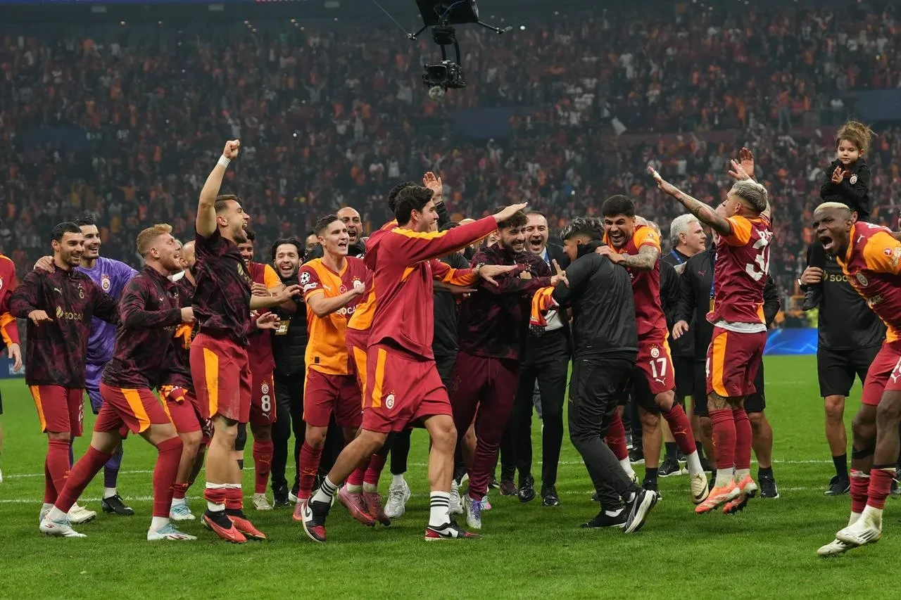 Galatasaray şampiyonlar liginde liverpool'u 1-0 mağlup etti