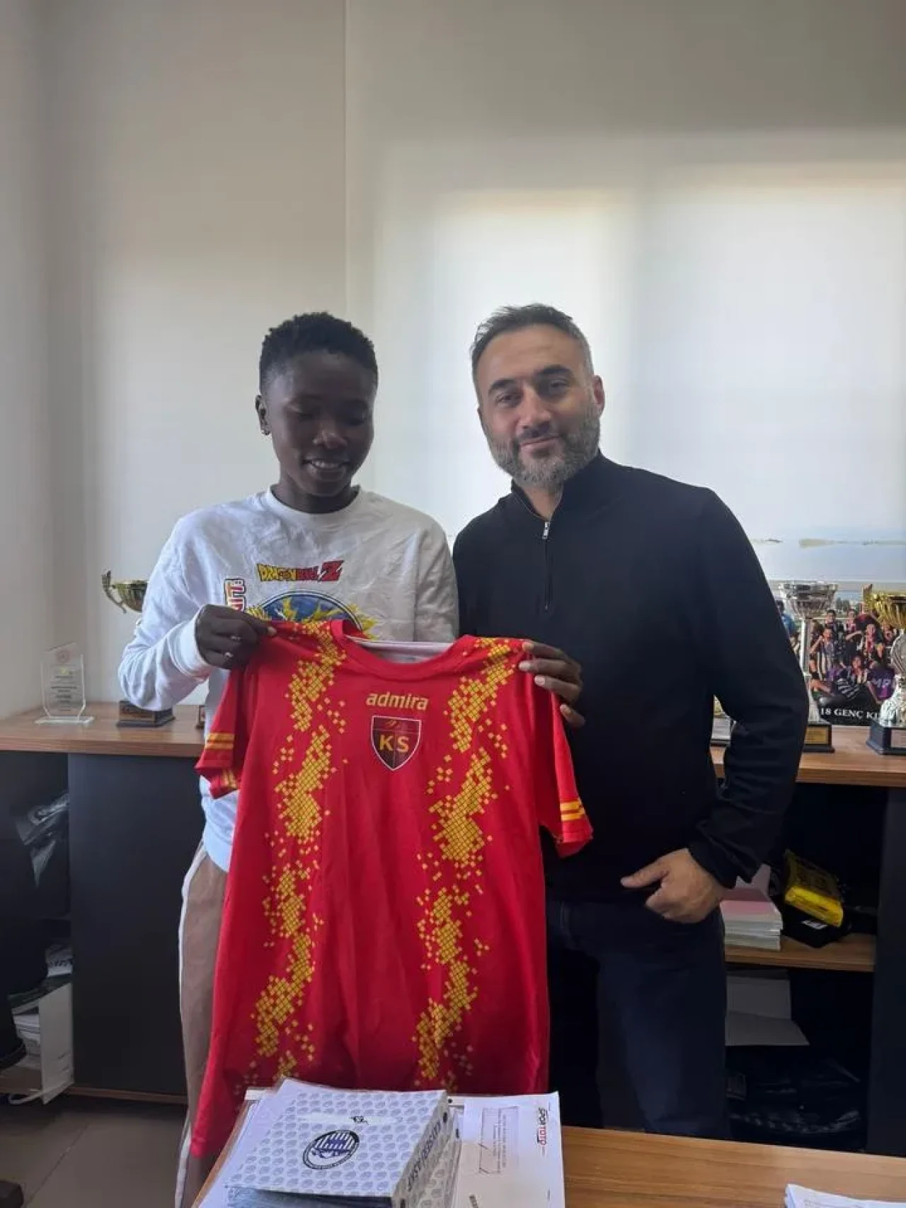 Kayseri Kadın Futbol Kulübü iki yabancı oyuncuyu kadrosuna kattı