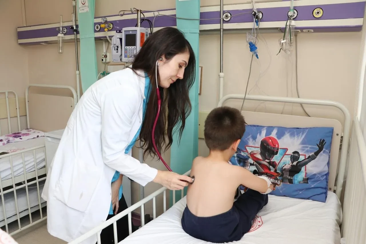 Dr. Behçet Uz Çocuk Hastanesi 77 yıldır İzmir’de hizmet veriyor