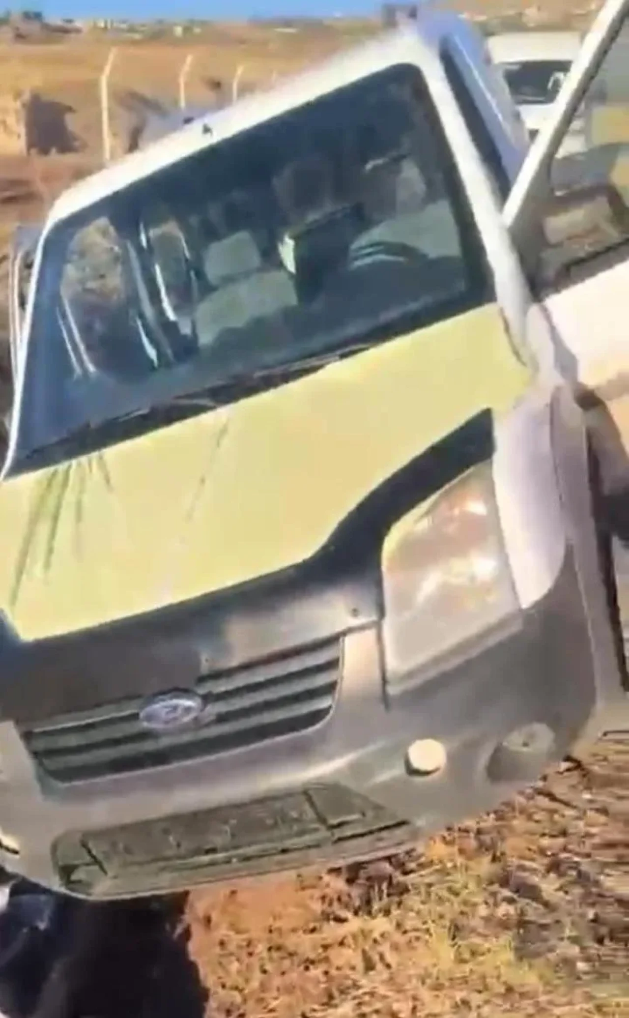 Adıyaman'ın Besni İlçesinde hırsızlık şüphelileri şarampole uçtu