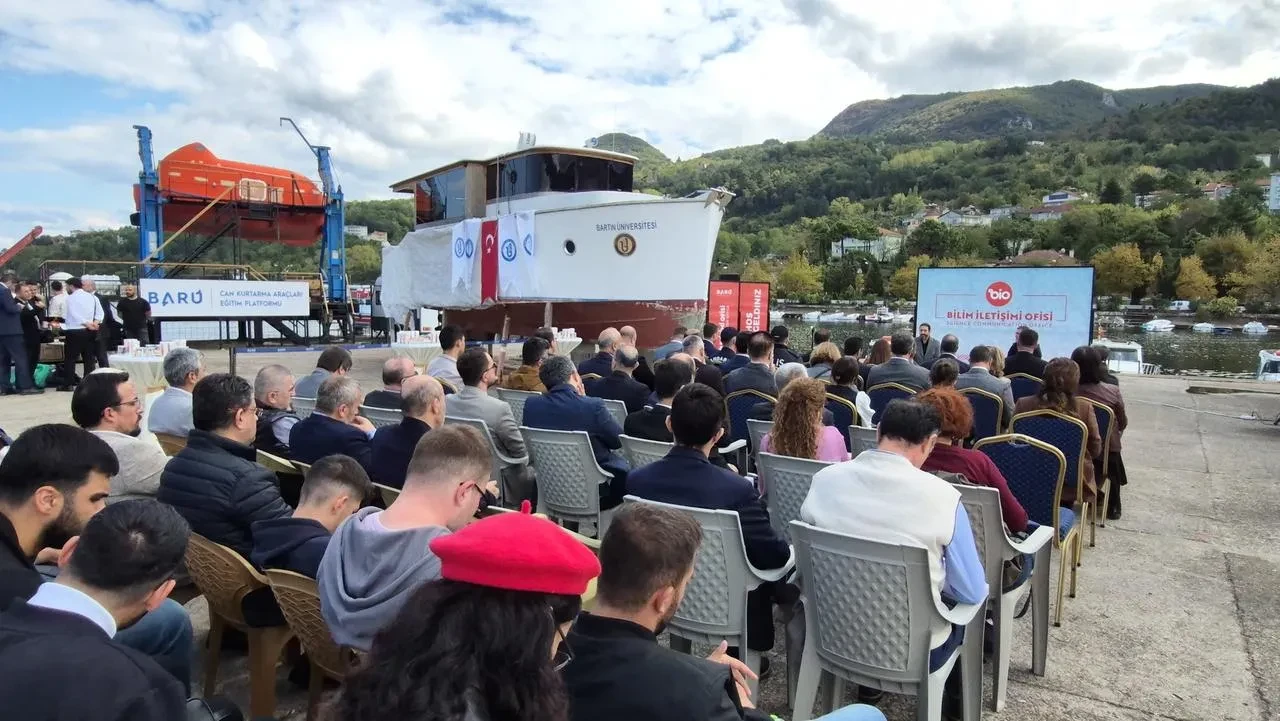 Bartın Üniversitesi Kurucaşile'de ahşap gemicilik tarihini anlattı