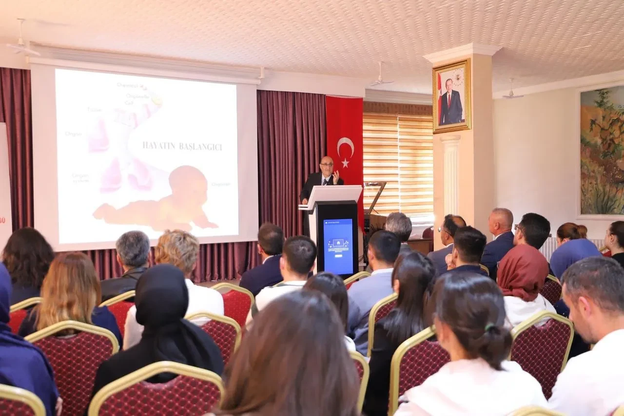 Bayburt'ta Özel Eğitim Öğretmenlerine Beyin Temelli Öğrenme Semineri Verildi