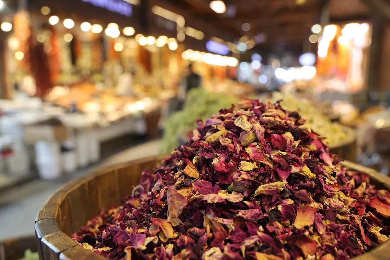Elazığ’da vatandaşlar bitkisel ürünlere yönelerek kışa hazırlanıyor