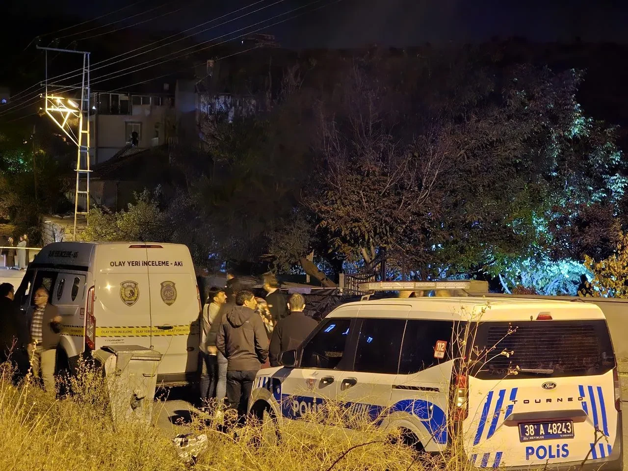 Kayseri’de çift cami çıkışında evlerinin önünde öldürüldü