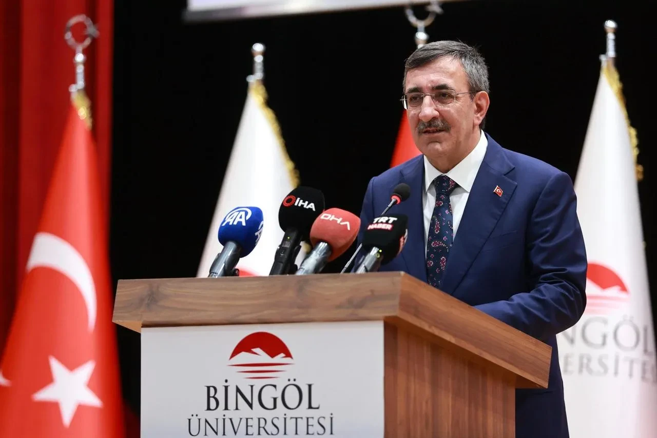 Cumhurbaşkanı Yardımcısı Yılmaz Sumud Filosu'nun çabalarını övdü